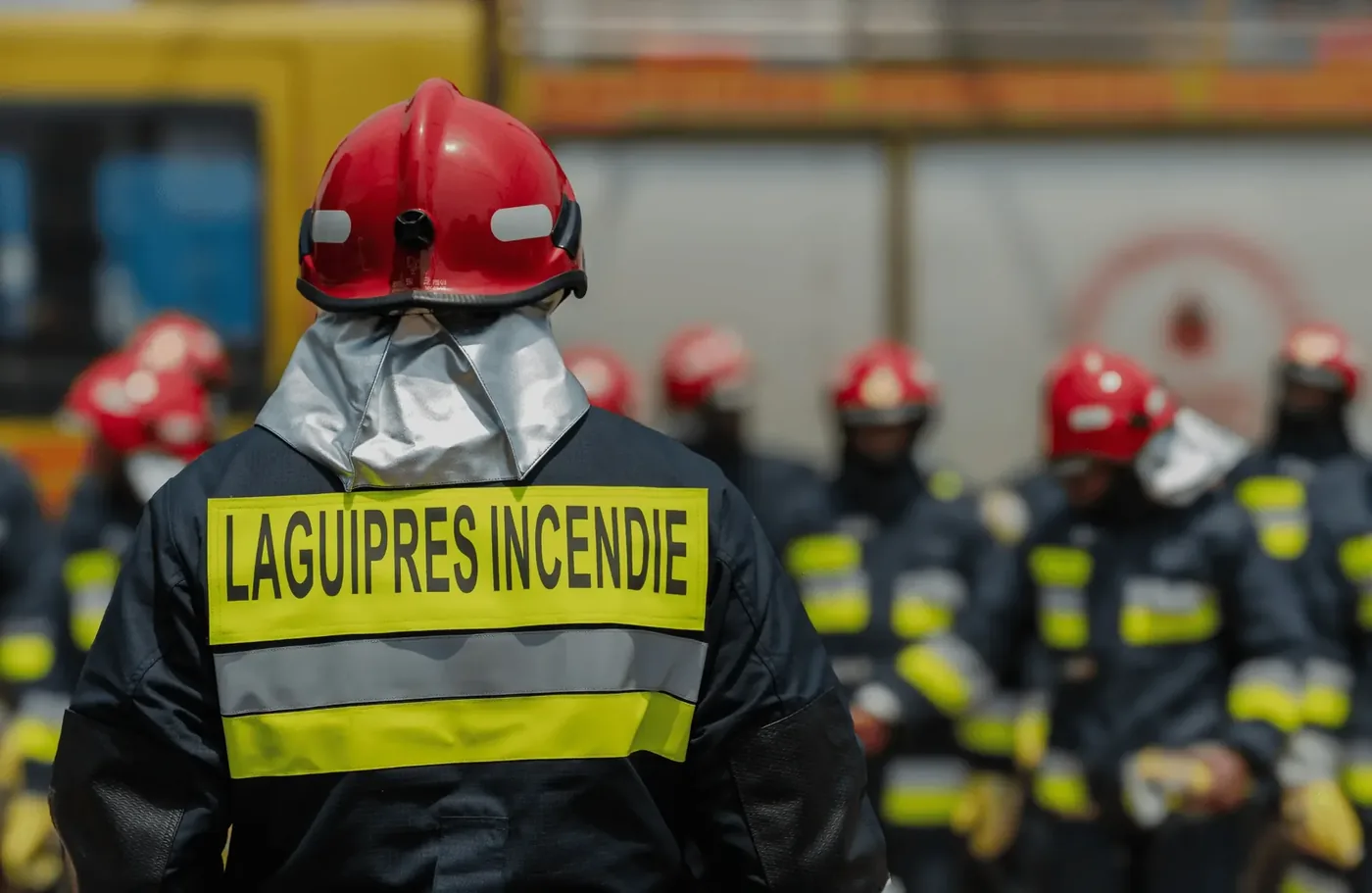 Ronde de sécurité nocturne dans une résidence